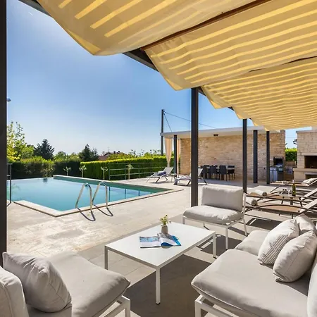 Terra Bianca Villa