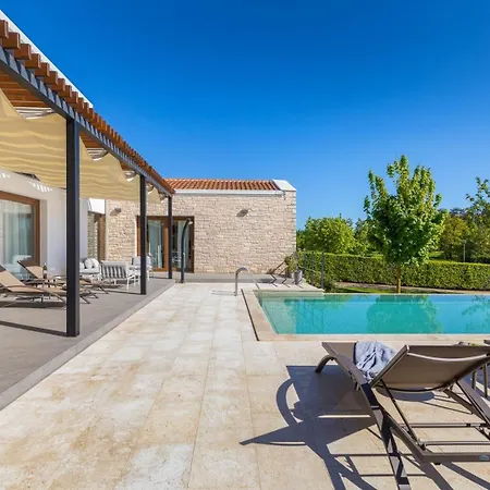 Terra Bianca Villa